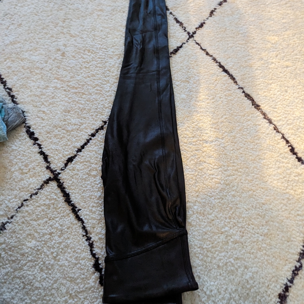 The Famous SPANX Faux Leather Leggings